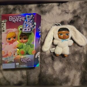 Bratz Bratzies Sasha Doll in Bunny Boo Outfit